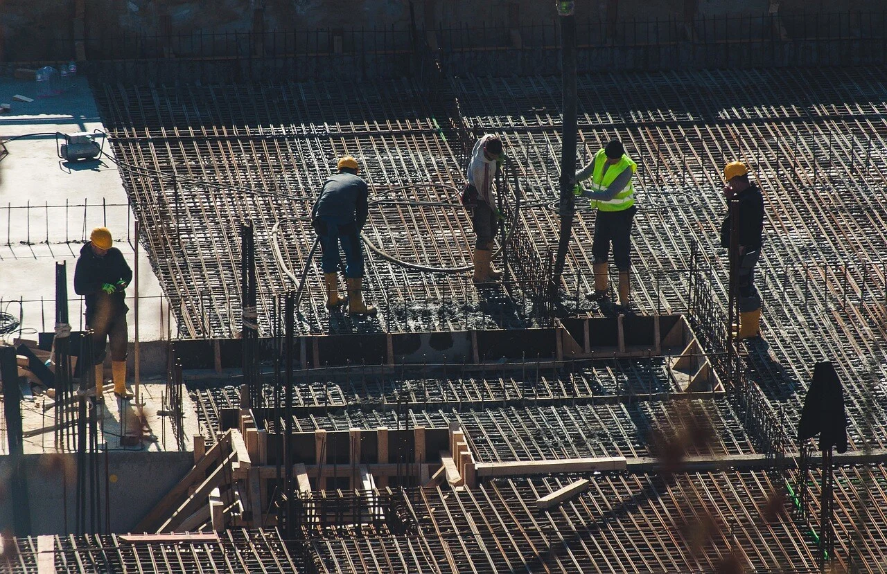 constructions workers on jobsite