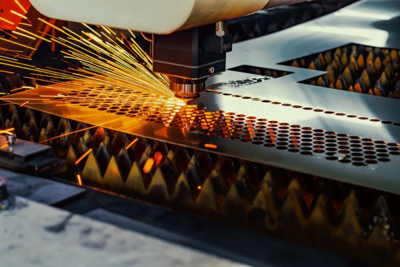 manufacturing machine cutting metal